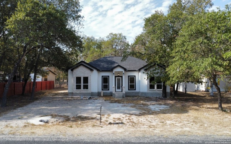 23031 Fawn Trail Dr, Elmendorf, TX 78112, 4 Bedrooms Bedrooms, ,2 BathroomsBathrooms,Residential,For Sale,23031 Fawn Trail Dr,0,1917884