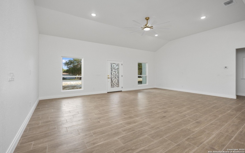 23031 Fawn Trail Dr, Elmendorf, TX 78112, 4 Bedrooms Bedrooms, ,2 BathroomsBathrooms,Residential,For Sale,23031 Fawn Trail Dr,0,1917884