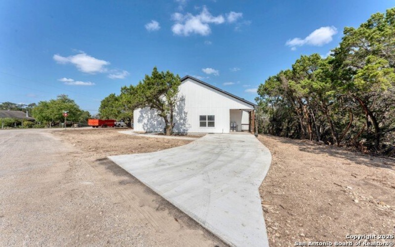 664 Rolling Hills, Canyon Lake, TX 78133, 4 Bedrooms Bedrooms, ,2 BathroomsBathrooms,Residential,For Sale,664 Rolling Hills,0,1917897