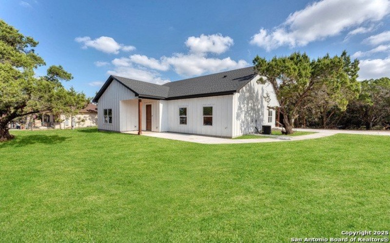 664 Rolling Hills, Canyon Lake, TX 78133, 4 Bedrooms Bedrooms, ,2 BathroomsBathrooms,Residential,For Sale,664 Rolling Hills,0,1917897