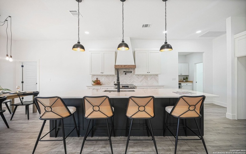 100 S Micah Andrews, Blanco, TX 78606, 4 Habitaciones Habitaciones , ,3 BañosBaños,Residential,En Venta,100 S Micah Andrews,0,1918089