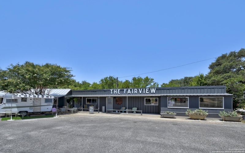 100 S Micah Andrews, Blanco, TX 78606, 4 Habitaciones Habitaciones , ,3 BañosBaños,Residential,En Venta,100 S Micah Andrews,0,1918089