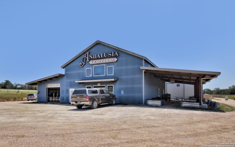 100 S Micah Andrews, Blanco, TX 78606, 4 Habitaciones Habitaciones , ,3 BañosBaños,Residential,En Venta,100 S Micah Andrews,0,1918089