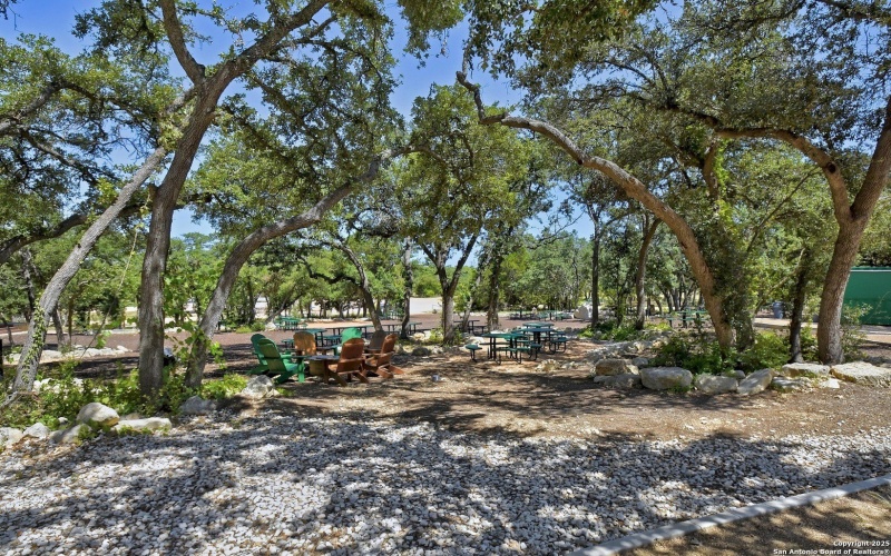 100 S Micah Andrews, Blanco, TX 78606, 4 Habitaciones Habitaciones , ,3 BañosBaños,Residential,En Venta,100 S Micah Andrews,0,1918089