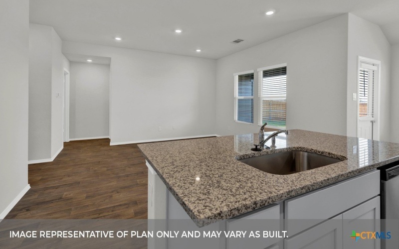 1116 ARGONNE FOREST, Seguin, TX 78155, 3 Habitaciones Habitaciones , ,2 BañosBaños,Residential,En Venta,1116 ARGONNE FOREST,0,596258
