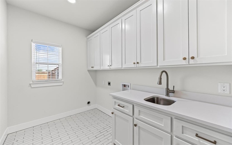 1901 Angelus Street, Waco, TX 76712, 4 Bedrooms Bedrooms, ,3 BathroomsBathrooms,Residential,For Sale,1901 Angelus Street,0,21054526