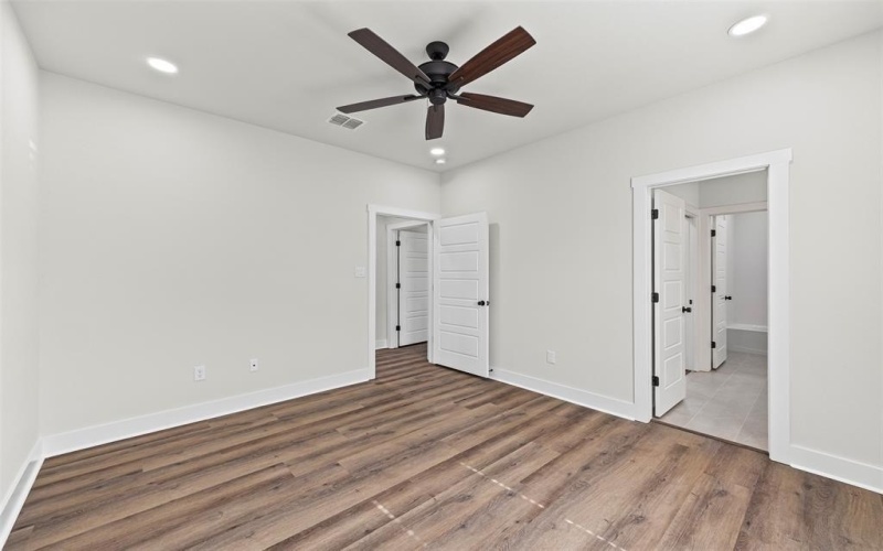 1901 Angelus Street, Waco, TX 76712, 4 Bedrooms Bedrooms, ,3 BathroomsBathrooms,Residential,For Sale,1901 Angelus Street,0,21054526