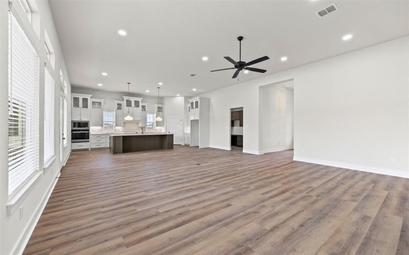 1901 Angelus Street, Waco, TX 76712, 4 Bedrooms Bedrooms, ,3 BathroomsBathrooms,Residential,For Sale,1901 Angelus Street,0,21054526