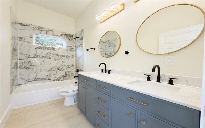 3119 Parvia Avenue, Dallas, TX 75212, 4 Bedrooms Bedrooms, ,2 BathroomsBathrooms,Residential,For Sale,3119 Parvia Avenue,0,21084186