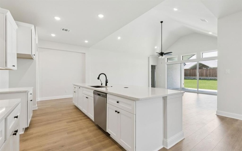 4217 Equine Drive, Joshua, TX 76058, 4 Habitaciones Habitaciones , ,3 BañosBaños,Residential,En Venta,4217 Equine Drive,0,21096210