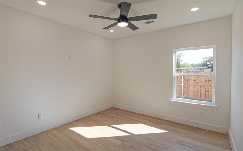 2521 Bruce Street, Fort Worth, TX 76111, 4 Habitaciones Habitaciones , ,2 BañosBaños,Residential,En Venta,2521 Bruce Street,0,21088922