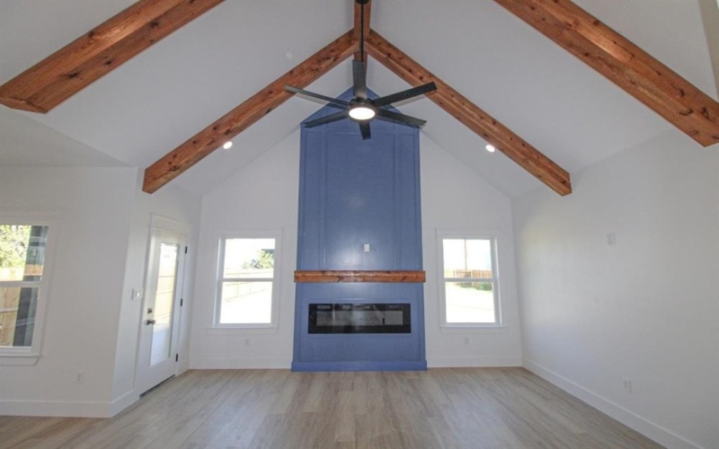 2521 Bruce Street, Fort Worth, TX 76111, 4 Habitaciones Habitaciones , ,2 BañosBaños,Residential,En Venta,2521 Bruce Street,0,21088922