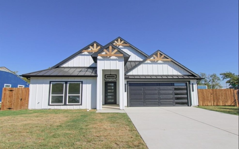 2521 Bruce Street, Fort Worth, TX 76111, 4 Habitaciones Habitaciones , ,2 BañosBaños,Residential,En Venta,2521 Bruce Street,0,21088922