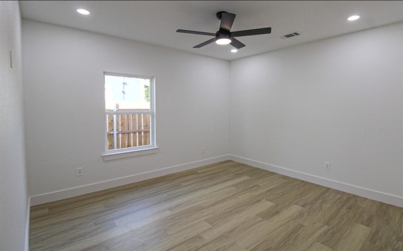 2521 Bruce Street, Fort Worth, TX 76111, 4 Habitaciones Habitaciones , ,2 BañosBaños,Residential,En Venta,2521 Bruce Street,0,21088922