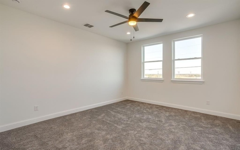 8024 Harvest Drive, Grandview, TX 76050, 5 Habitaciones Habitaciones , ,5 BañosBaños,Residential,En Venta,8024 Harvest Drive,0,21089237