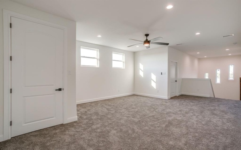 8024 Harvest Drive, Grandview, TX 76050, 5 Habitaciones Habitaciones , ,5 BañosBaños,Residential,En Venta,8024 Harvest Drive,0,21089237