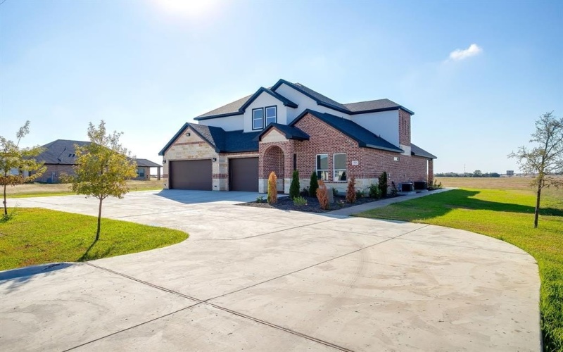 8024 Harvest Drive, Grandview, TX 76050, 5 Habitaciones Habitaciones , ,5 BañosBaños,Residential,En Venta,8024 Harvest Drive,0,21089237