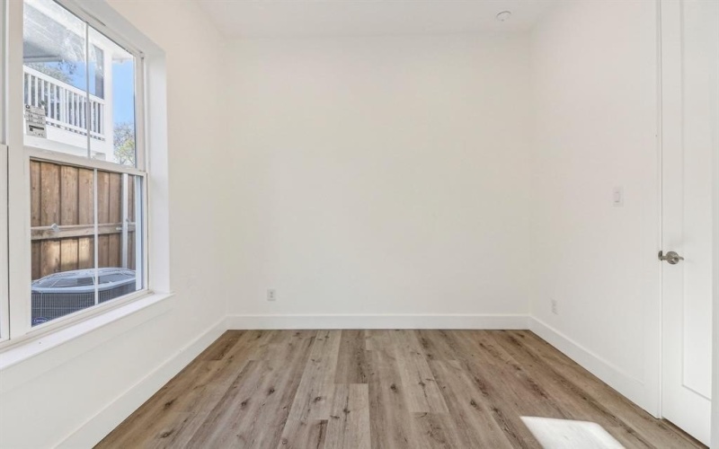 1611 Oak Street, McKinney, TX 75069, 4 Bedrooms Bedrooms, ,2 BathroomsBathrooms,Residential,For Sale,1611 Oak Street,0,21089951