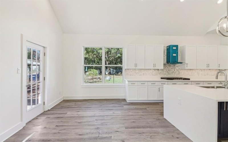 1611 Oak Street, McKinney, TX 75069, 4 Bedrooms Bedrooms, ,2 BathroomsBathrooms,Residential,For Sale,1611 Oak Street,0,21089951