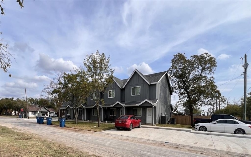 105 W North Street, Itasca, TX 76055, 2 Habitaciones Habitaciones , ,2 BañosBaños,Residential Multi Family,En Venta,105 W North Street,0,21090224
