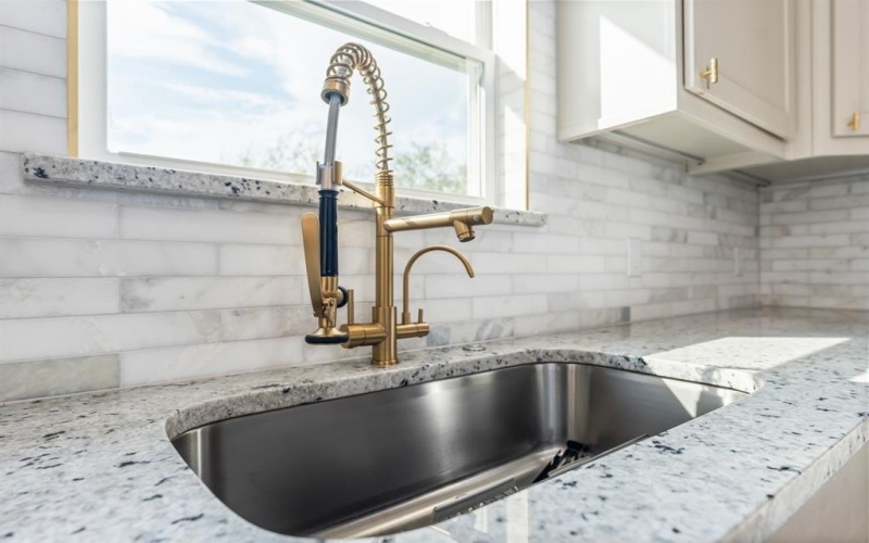 704 S Ivy Street, Hillsboro, TX 76645, 3 Bedrooms Bedrooms, ,2 BathroomsBathrooms,Residential,For Sale,704 S Ivy Street,0,21091675