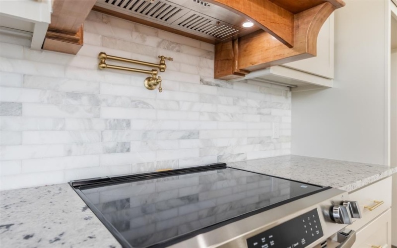 704 S Ivy Street, Hillsboro, TX 76645, 3 Bedrooms Bedrooms, ,2 BathroomsBathrooms,Residential,For Sale,704 S Ivy Street,0,21091675