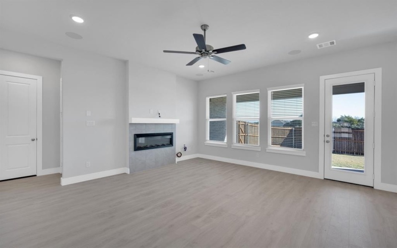 1026 Beaverbrook Lane, DeSoto, TX 75115, 3 Bedrooms Bedrooms, ,2 BathroomsBathrooms,Residential,For Sale,1026 Beaverbrook Lane,0,21093292