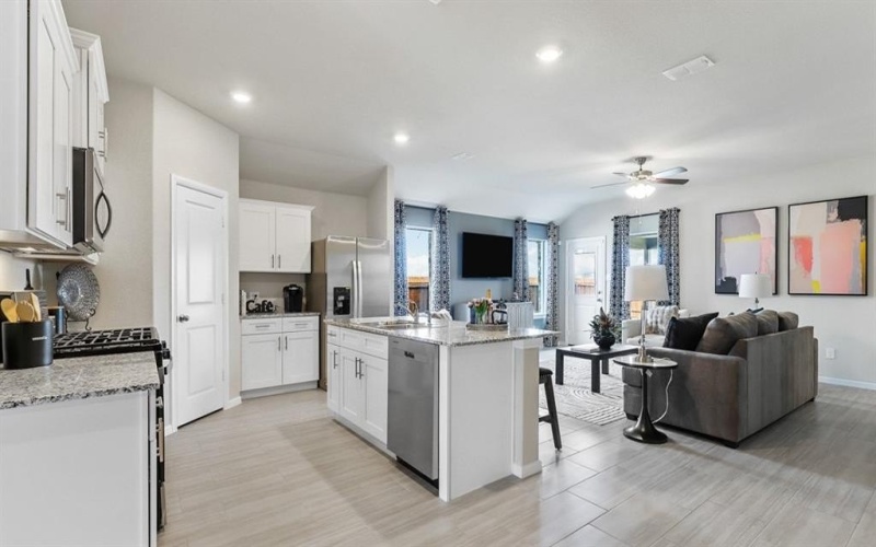 1761 GILLENS Avenue, Fort Worth, TX 76140, 4 Bedrooms Bedrooms, ,3 BathroomsBathrooms,Residential,For Sale,1761 GILLENS Avenue,0,21093329