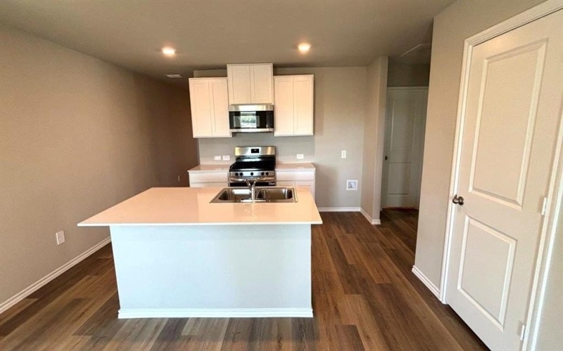 5549 CORDUROY Road, Denton, TX 76249, 3 Habitaciones Habitaciones , ,2 BañosBaños,Residential,En Venta,5549 CORDUROY Road,0,21093728