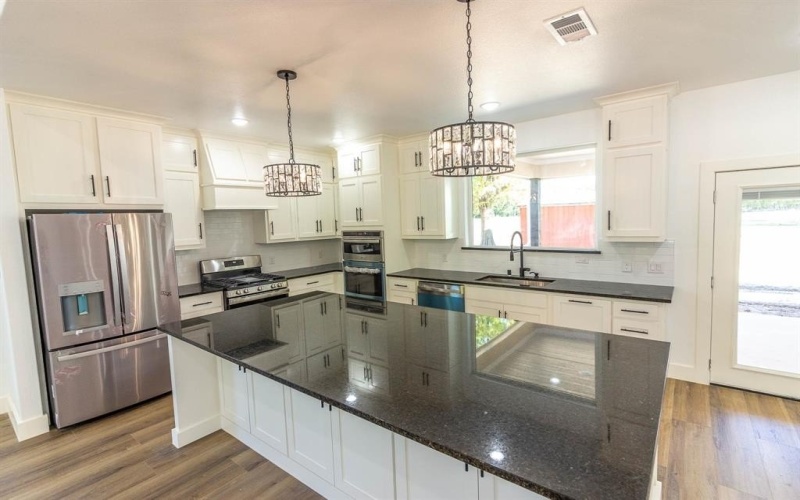 5654 Klassic K Farm, Post Oak Bend, TX 75142, 3 Bedrooms Bedrooms, ,2 BathroomsBathrooms,Residential,For Sale,5654 Klassic K Farm,0,21093751