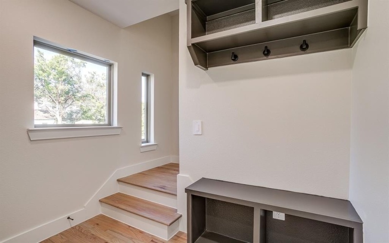 2824 Weisenberger Street #100, Fort Worth, TX 76107, 2 Bedrooms Bedrooms, ,2 BathroomsBathrooms,Residential,For Sale,2824 Weisenberger Street,0,21094430