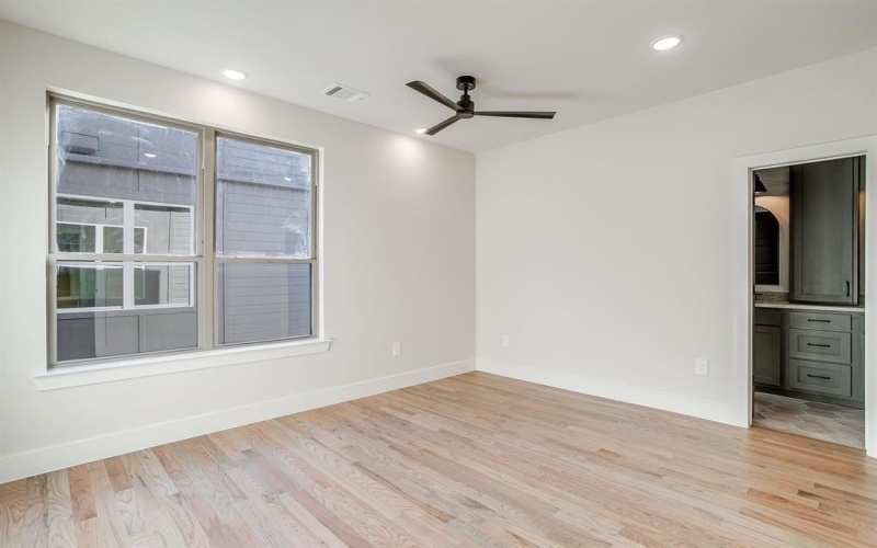 2824 Weisenberger Street #100, Fort Worth, TX 76107, 2 Bedrooms Bedrooms, ,2 BathroomsBathrooms,Residential,For Sale,2824 Weisenberger Street,0,21094430