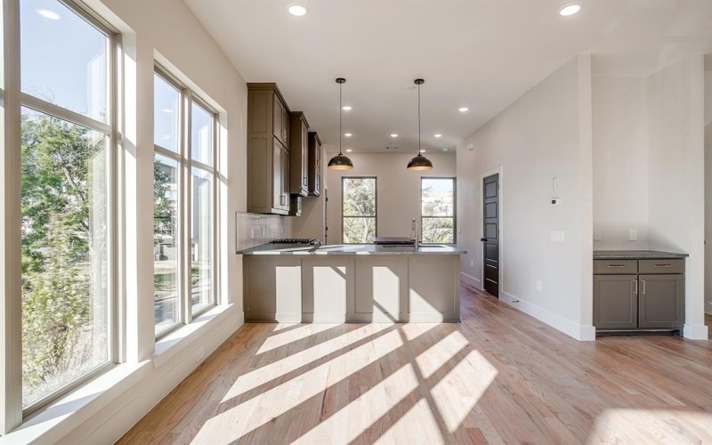 2824 Weisenberger Street #100, Fort Worth, TX 76107, 2 Bedrooms Bedrooms, ,2 BathroomsBathrooms,Residential,For Sale,2824 Weisenberger Street,0,21094430