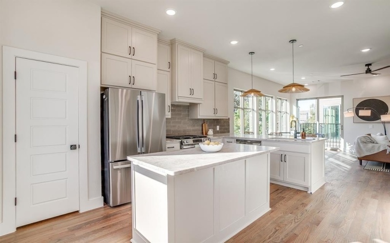 2820 Weisenberger Street #100, Fort Worth, TX 76107, 2 Bedrooms Bedrooms, ,2 BathroomsBathrooms,Residential,For Sale,2820 Weisenberger Street,0,21094450