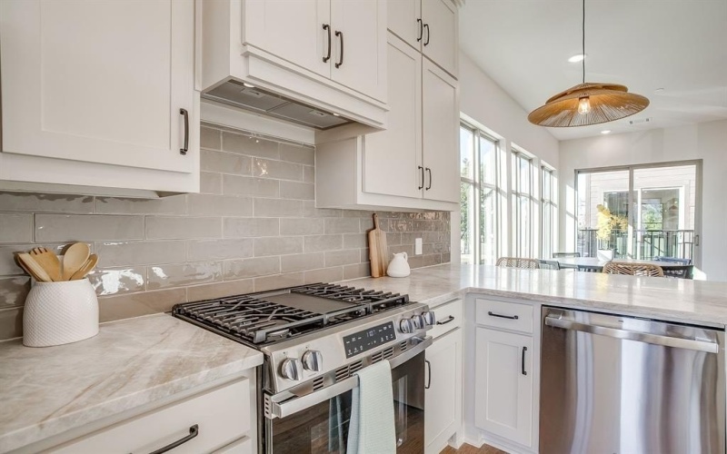 2820 Weisenberger Street #100, Fort Worth, TX 76107, 2 Bedrooms Bedrooms, ,2 BathroomsBathrooms,Residential,For Sale,2820 Weisenberger Street,0,21094450
