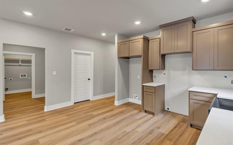 1712 Boot Hill Road, Granbury, TX 76049, 3 Bedrooms Bedrooms, ,2 BathroomsBathrooms,Residential,For Sale,1712 Boot Hill Road,0,21094504