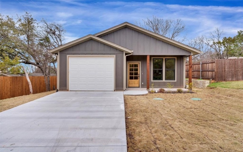 1712 Boot Hill Road, Granbury, TX 76049, 3 Bedrooms Bedrooms, ,2 BathroomsBathrooms,Residential,For Sale,1712 Boot Hill Road,0,21094504