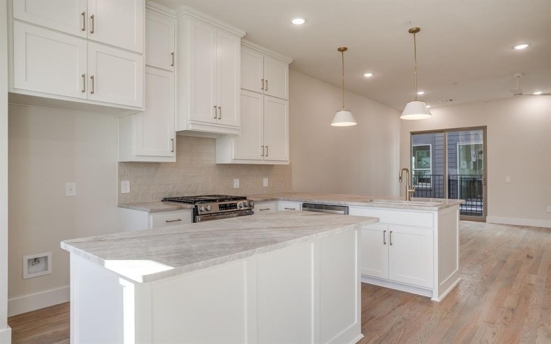 2820 Weisenberger Street #108, Fort Worth, TX 76107, 2 Bedrooms Bedrooms, ,2 BathroomsBathrooms,Residential,For Sale,2820 Weisenberger Street,0,21094753