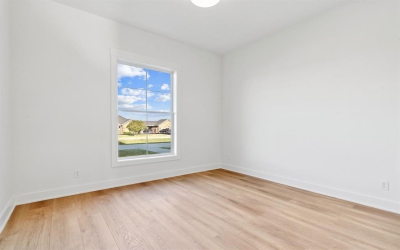 8008 Ben Day Murrin Road N, Fort Worth, TX 76126, 5 Bedrooms Bedrooms, ,2 BathroomsBathrooms,Residential,For Sale,8008 Ben Day Murrin Road N,0,21094776