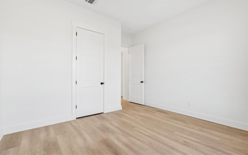 8008 Ben Day Murrin Road N, Fort Worth, TX 76126, 5 Bedrooms Bedrooms, ,2 BathroomsBathrooms,Residential,For Sale,8008 Ben Day Murrin Road N,0,21094776