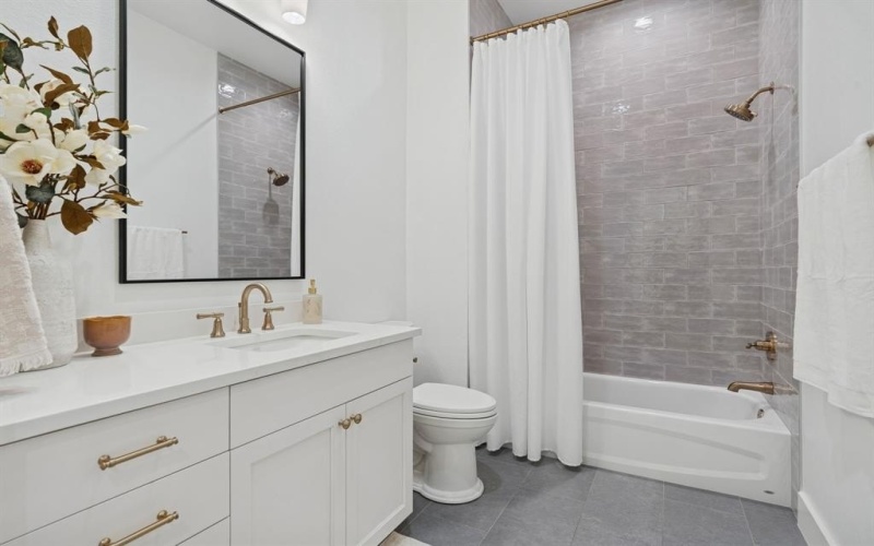 8008 Ben Day Murrin Road N, Fort Worth, TX 76126, 5 Bedrooms Bedrooms, ,2 BathroomsBathrooms,Residential,For Sale,8008 Ben Day Murrin Road N,0,21094776