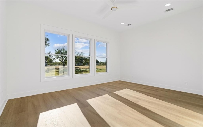 8008 Ben Day Murrin Road N, Fort Worth, TX 76126, 5 Bedrooms Bedrooms, ,2 BathroomsBathrooms,Residential,For Sale,8008 Ben Day Murrin Road N,0,21094776