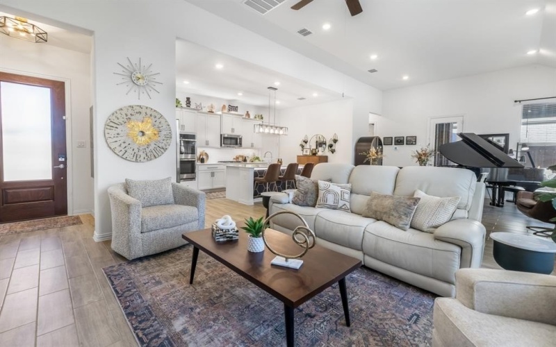 4745 Kings Garden Parkway, Arlington, TX 76005, 3 Bedrooms Bedrooms, ,2 BathroomsBathrooms,Residential,For Sale,4745 Kings Garden Parkway,0,21094956