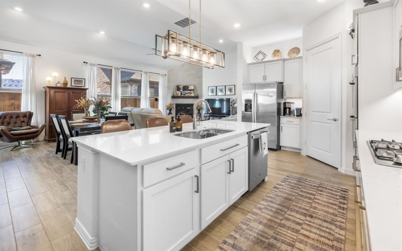 4745 Kings Garden Parkway, Arlington, TX 76005, 3 Bedrooms Bedrooms, ,2 BathroomsBathrooms,Residential,For Sale,4745 Kings Garden Parkway,0,21094956