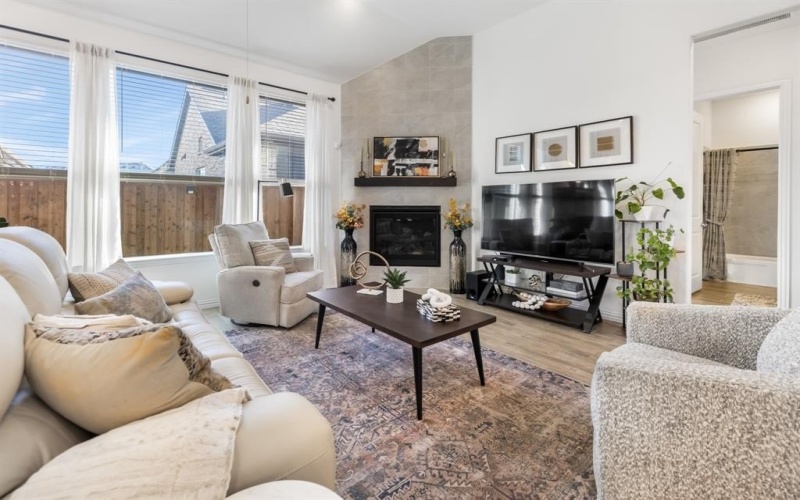 4745 Kings Garden Parkway, Arlington, TX 76005, 3 Bedrooms Bedrooms, ,2 BathroomsBathrooms,Residential,For Sale,4745 Kings Garden Parkway,0,21094956