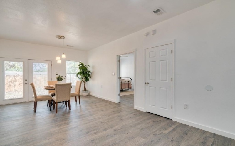 530 Maple Street, Commerce, TX 75428, 3 Bedrooms Bedrooms, ,2 BathroomsBathrooms,Residential,For Sale,530 Maple Street,0,21094974