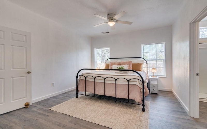 530 Maple Street, Commerce, TX 75428, 3 Bedrooms Bedrooms, ,2 BathroomsBathrooms,Residential,For Sale,530 Maple Street,0,21094974