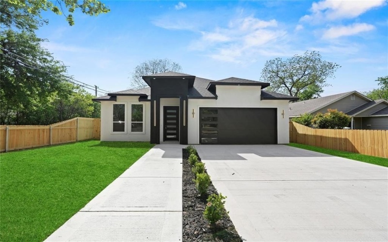 1531 E Waco Avenue, Dallas, TX 75216, 4 Bedrooms Bedrooms, ,2 BathroomsBathrooms,Residential,For Sale,1531 E Waco Avenue,0,21095004