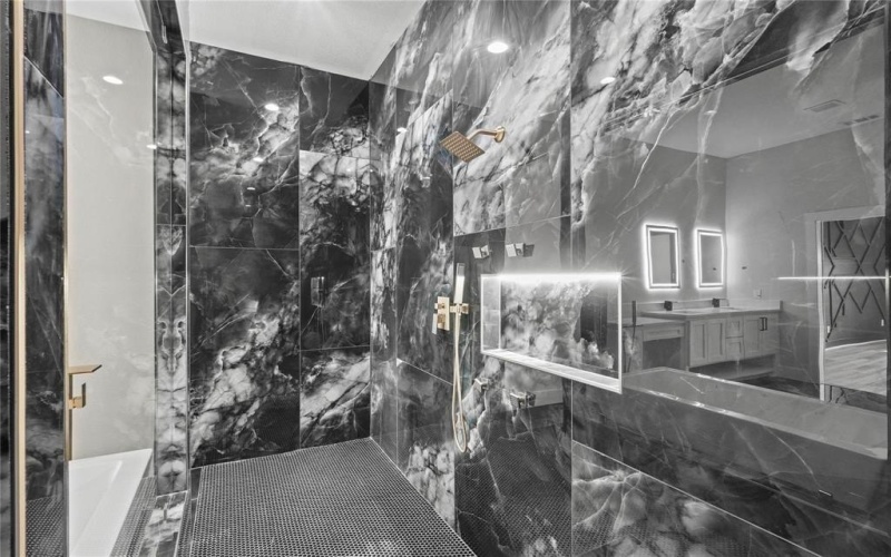 1531 E Waco Avenue, Dallas, TX 75216, 4 Bedrooms Bedrooms, ,2 BathroomsBathrooms,Residential,For Sale,1531 E Waco Avenue,0,21095004