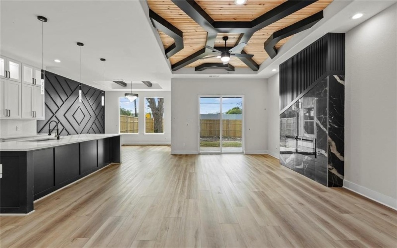 1531 E Waco Avenue, Dallas, TX 75216, 4 Bedrooms Bedrooms, ,2 BathroomsBathrooms,Residential,For Sale,1531 E Waco Avenue,0,21095004